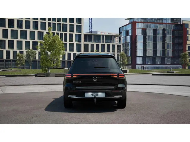Mercedes-Benz EQB 250+ Business Solution 2025 Elektrisch 10