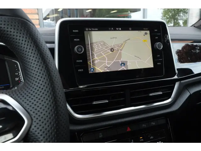 Volkswagen T-Roc 1.0 TSI R-Line 2023 Benzine 12