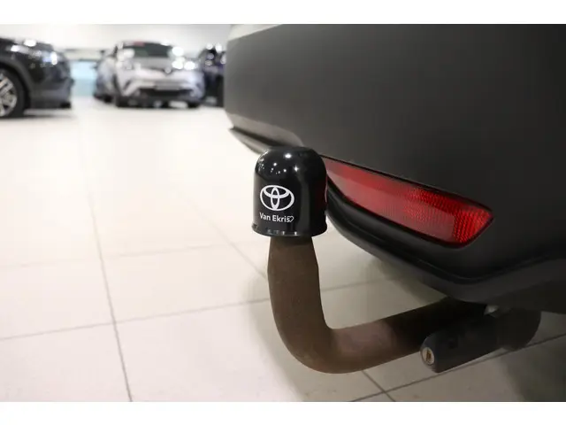 Toyota C-HR 1.8 Hybrid Style, 2019 Hybride Benzine 12