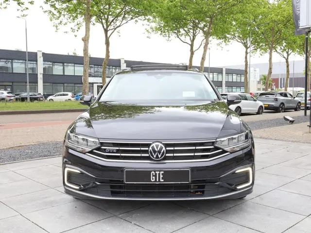 Volkswagen Passat GTE 2021 Hybride Benzine 26