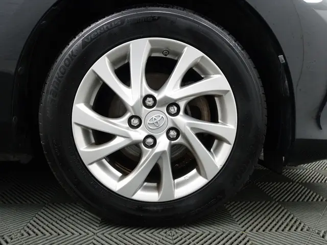 Toyota Auris Touring Sports 1.2T Dynamic 2018 Benzine 20