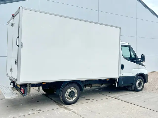 Iveco Daily 35S14 2021 Diesel 4