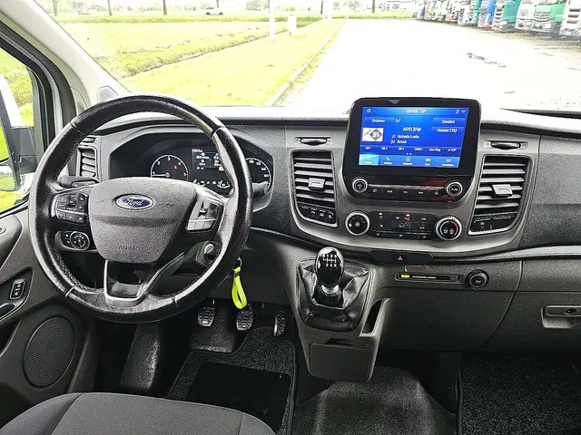 Ford Transit Custom 2.0 2021 Diesel 8