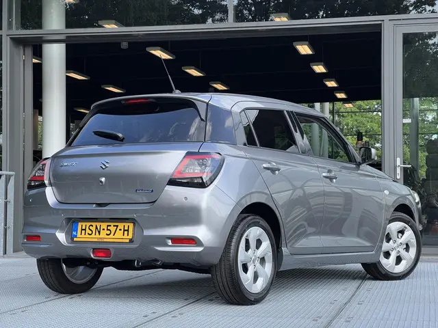 Suzuki Swift 2