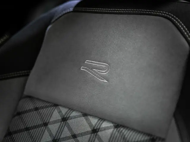 Volkswagen Polo 1.0 TSI R-Line Edition 2025 Benzine 21