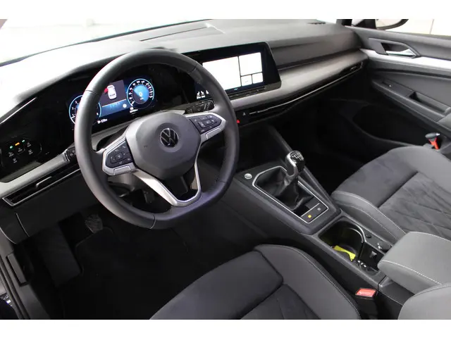 Volkswagen Golf 1.5 TSI Life Business 2021 Benzine 11