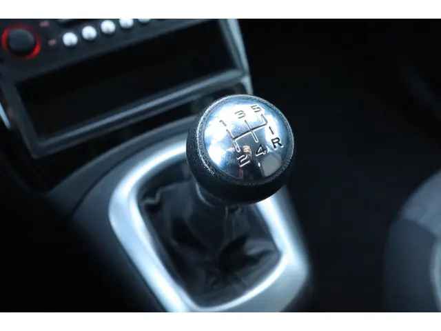 Citroën C3 Picasso 1.2 PureTech Exclusive 2016 Benzine 17