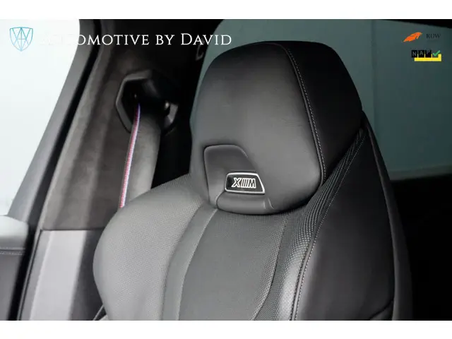 BMW XM PHEV 4.4 V8 653 pk 30 kWh 2023 Hybride Benzine 35