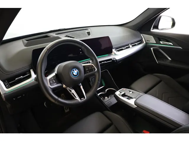 BMW iX1 xDrive30 2024 Elektrisch 7