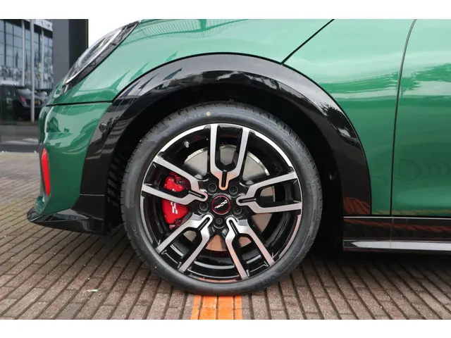 MINI 3-Deurs John Cooper Works 2025 Benzine 5