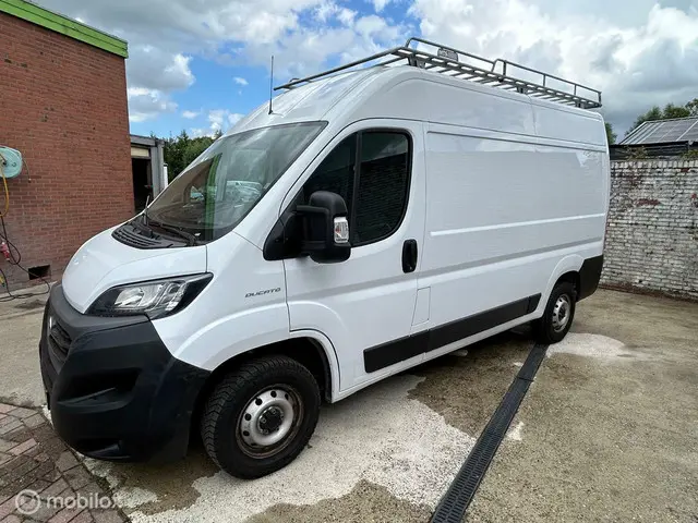 Fiat Ducato bestel 35 2.3 MultiJet L2H2 DC 2021 Diesel 15