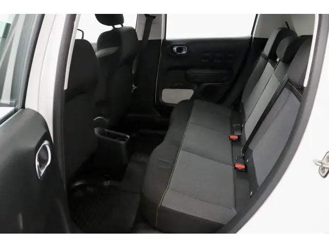 Citroën C3 1.2 PureTech Feel 105g wit 2017 Benzine 14
