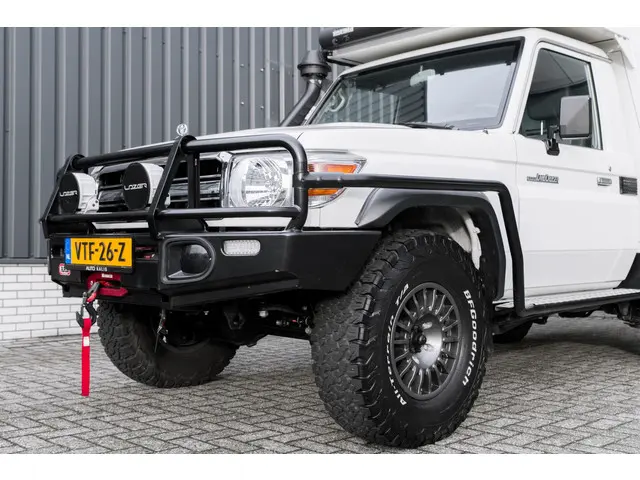 Toyota Land Cruiser 4.0 V6 Tembo Camper 2022 Benzine 4