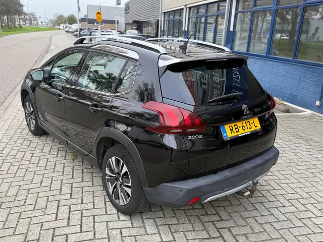 Peugeot 2008 1.2 PureTech Allure 2017 Benzine 21