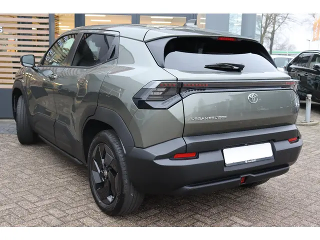 Toyota Urban Cruiser Dynamic 61 kWh, 2026 Elektrisch 14