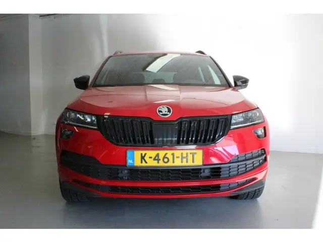 Škoda Karoq 1.5 TSI ACT Sportline Business 2021 Benzine 4