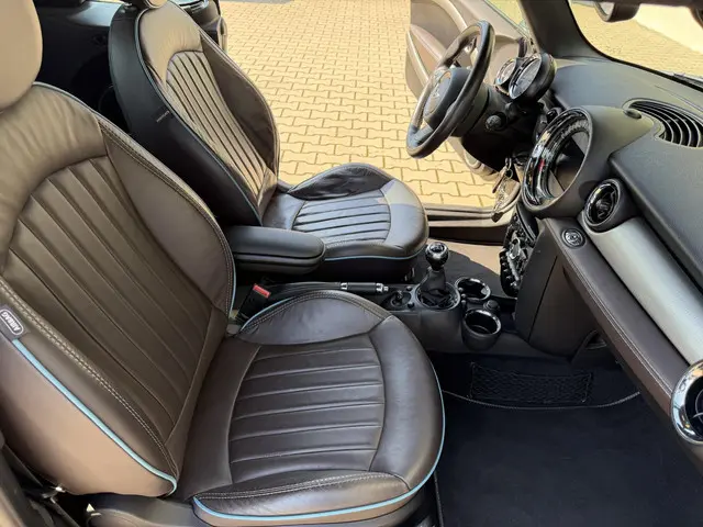 MINI Cooper Cabrio 1.6 Highgate 2015 Benzine 54