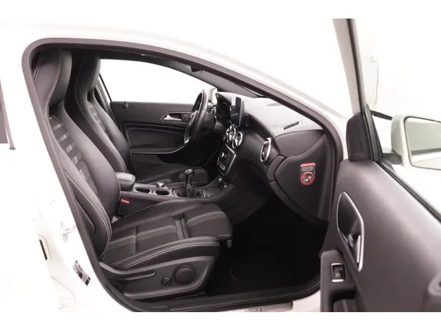 Mercedes-Benz A-Klasse 180 Ambition 2018 Benzine 15