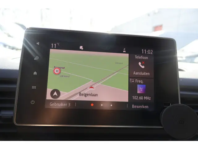 Renault Trafic 2.0 dCi 150pk L2 H1 Automaat 2022 Diesel 19