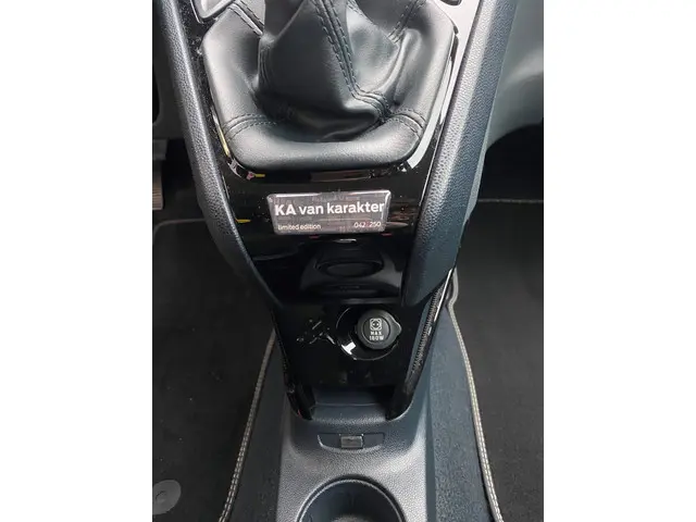 Ford Ka 1.2 Karakter start/stop 2013 Benzine 15