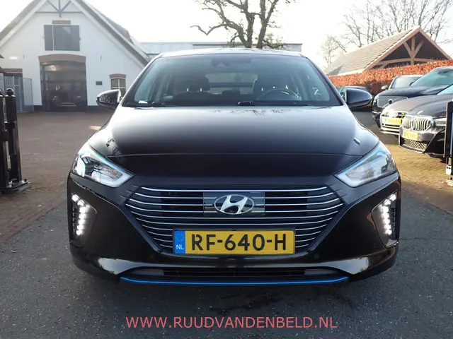 Hyundai IONIQ 2
