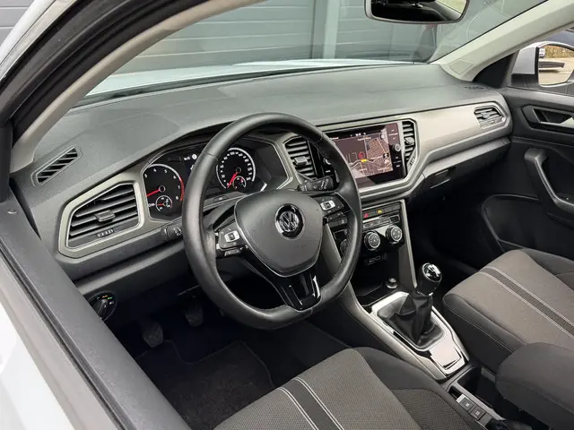 Volkswagen T-Roc 1.0 TSI STYLE 2020 Benzine 4