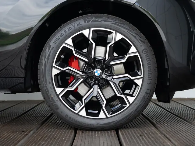BMW X3 30e xDrive 2025 Hybride Benzine 6