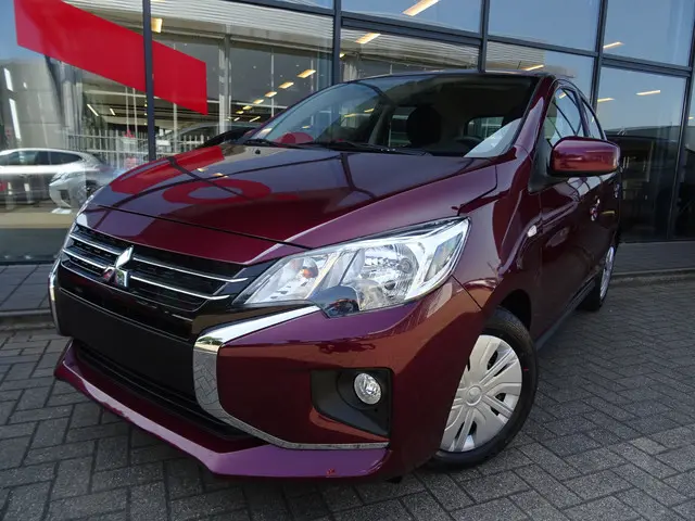 Mitsubishi Space Star 2