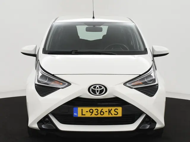 Toyota Aygo 1.0 VVT-i x-fun 2021 Benzine 8