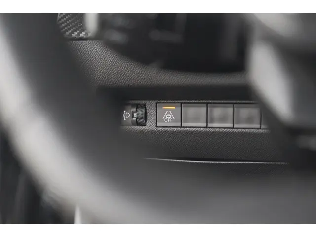 Peugeot 2008 PureTech 130 Active 2023 Benzine 35