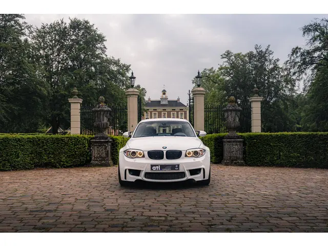 BMW 1 Serie Coupe 3.0i M 2012 Benzine 8