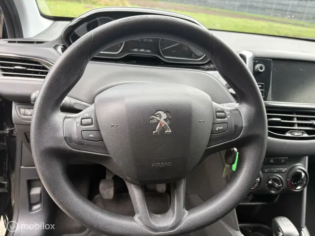 Peugeot 208 1.2 PureTech Blue Lion 2016 Benzine 13