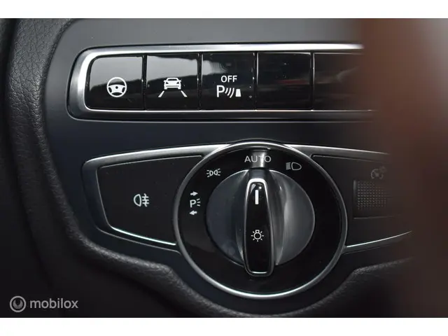 Mercedes-Benz GLC 250 4MATIC Prestige 2015 Benzine 16