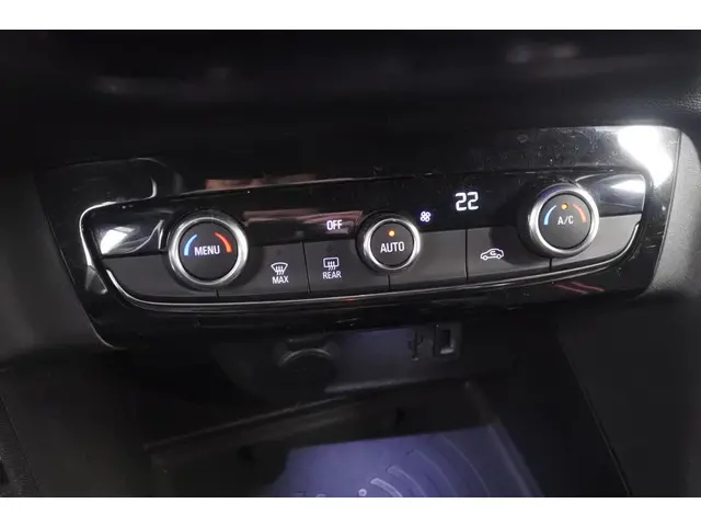 Opel Corsa 1.2 GS Line 2022 Benzine 30