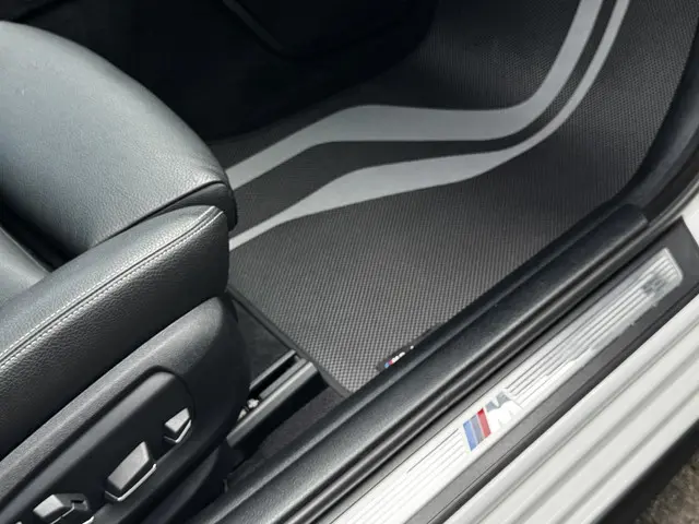 BMW 5 Serie Touring 520i High Executive 2015 Benzine 14