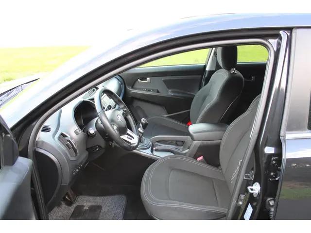 Kia Sportage 1.6 GDI Plus Pack 2013 Benzine 12