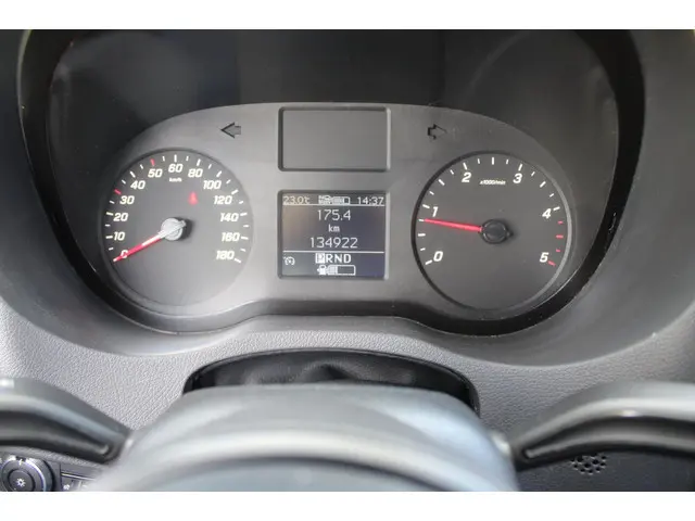 Mercedes-Benz Sprinter 314 2.2 CDI L2H2 2019 Diesel 15