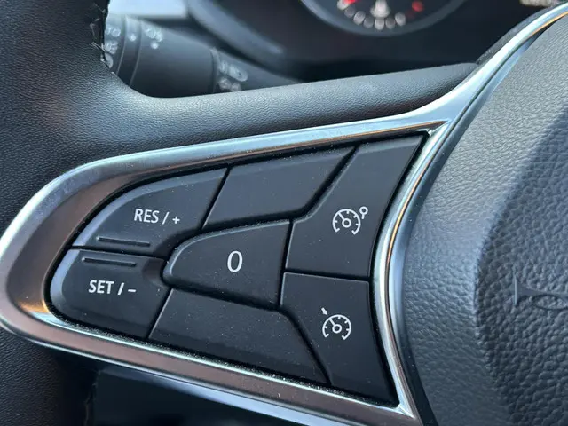 Renault Captur 1.0 TCe 90 evolution 2023 Benzine 12