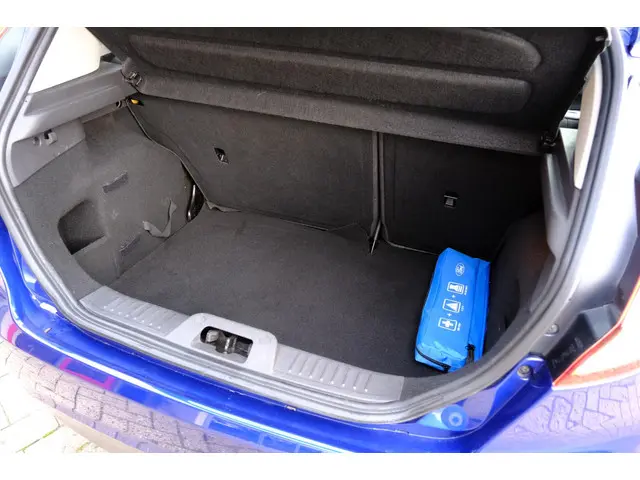 Ford Fiesta 1.0 Style 5-dsrs Navi|Airco|LMV 2015 Benzine 10