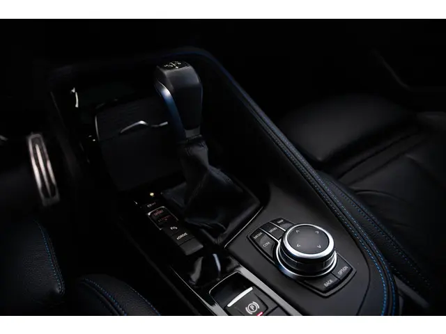 BMW X2 xDrive25e High Executive 2023 Hybride Benzine 55