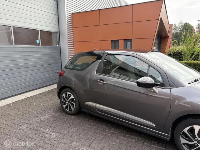 DS DS 3 1.2 PureTech So Chic 2018 Benzine 4