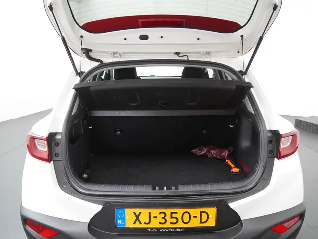 Kia Stonic 1.0 T-GDi DynamicLine 2019 Benzine 9