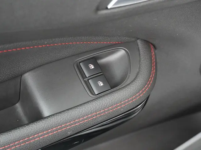 Opel ADAM 1.4 Turbo S 150pk 2015 Benzine 13