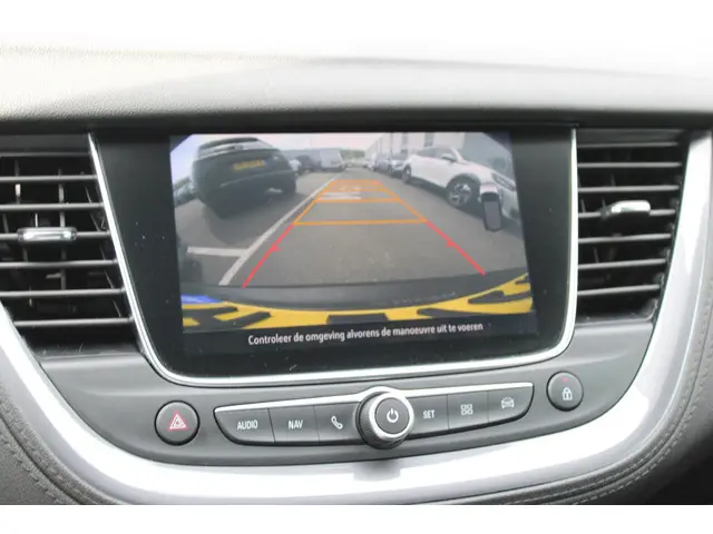 Opel Grandland X 1.2T 130 INNOVATION 2019 Benzine 36