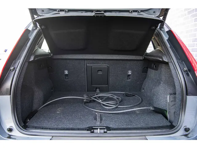 Volvo XC40 Recharge Plus 70 kWh 2022 Elektrisch 26