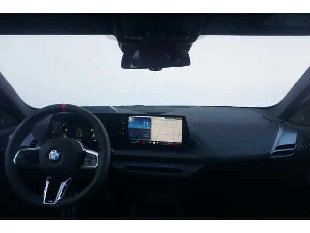 BMW 2 Serie Gran Coupé M235 xDrive 2026 Benzine 17