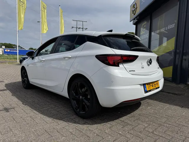 Opel Astra 1.4 Black Edition 2018 Benzine 7