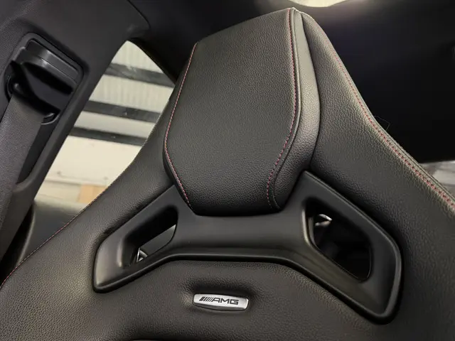 Mercedes-Benz CLA AMG 45 4MATIC Edition 1 2014 Benzine 8