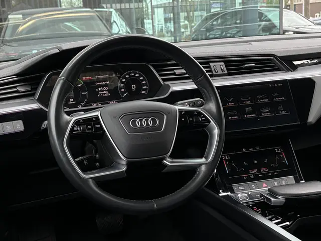Audi e-tron 50 quattro edition 71 kWh 2020 Elektrisch 6