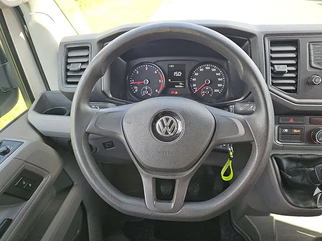 Volkswagen Crafter 35 2.0 2017 Diesel 11